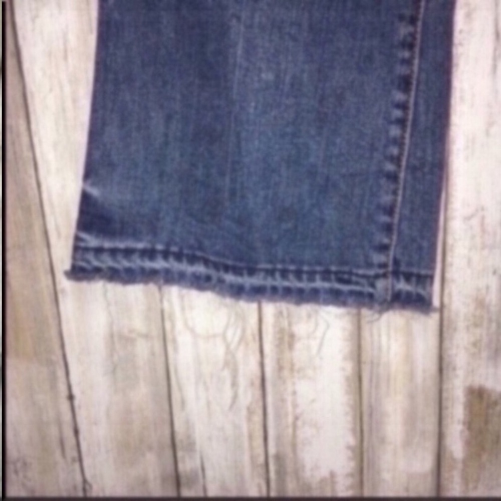 American Eagle Distressed Flare Jeans - Picture 4 of 6
